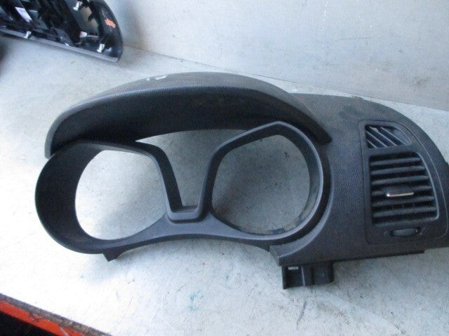 2018 HYUNDAI IX20 MK1 SPEEDO INSTRUMENT CLUSTER TRIM PANEL
