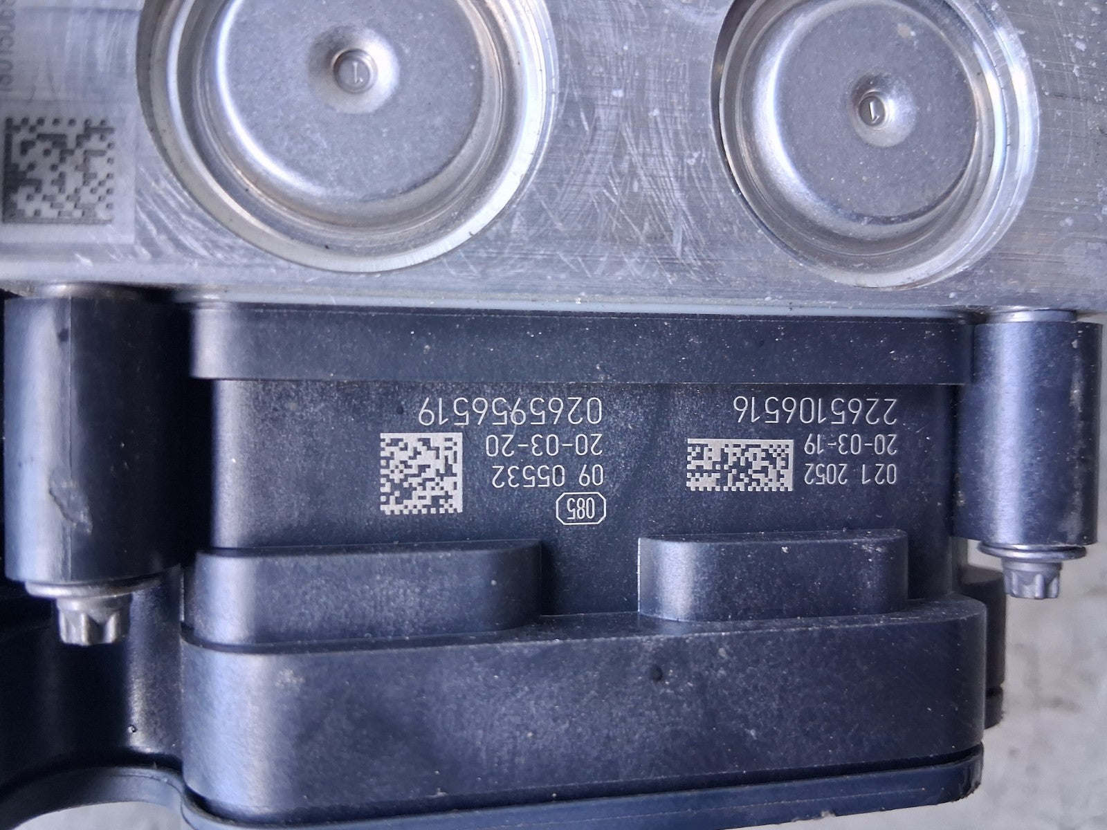 2021 PEUGEOT BOXER MK3 ABS PUMP CONTROL MODULATOR 46857729