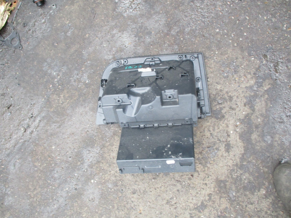 SEAT IBIZA 6J MK4 2012 GLOVE BOX STORAGE COMPARTMENT 6J0880204A