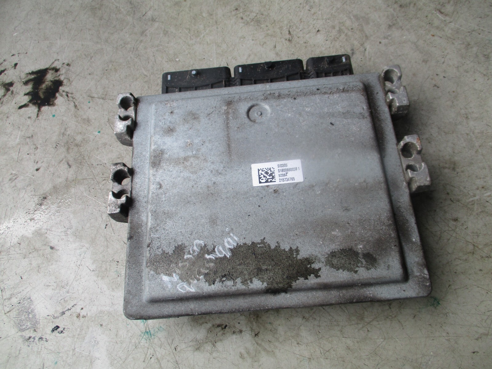 2011 NISSAN QASHQAI ENGINE CONTROL UNIT ECU SID305