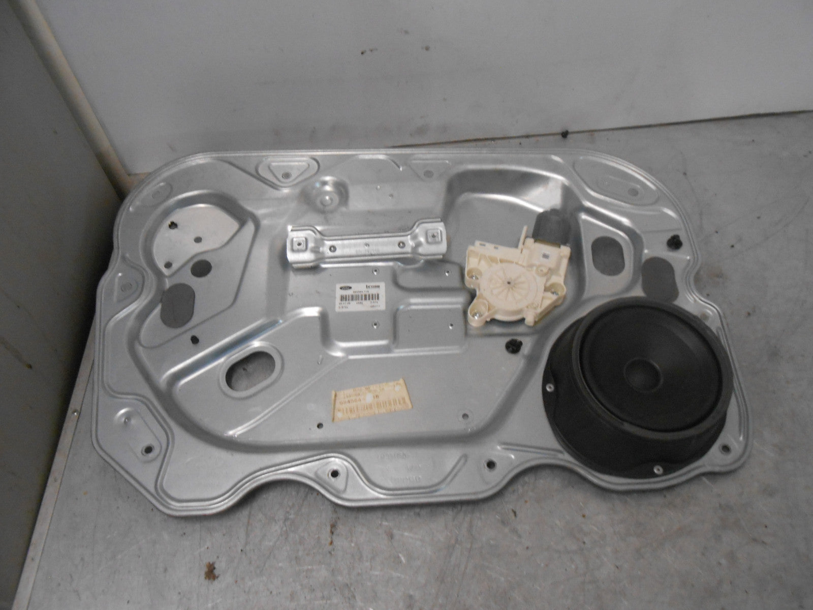 FORD FOCUS MK2 2007 5 DOOR NSF PASSENGER FRONT WINDOW REGULATOR 4M51A045H17A