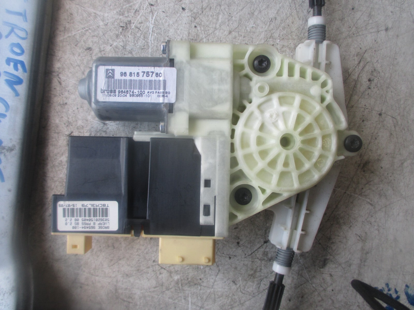2009 CITROEN C4 NSF FRONT PASSENGER SIDE DOOR WINDOW MOTOR REGULATOR 9681575780