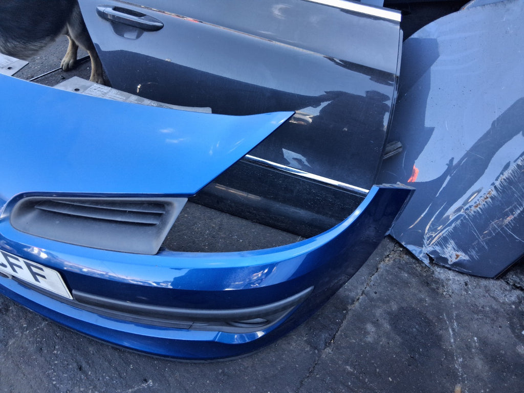 2008 RENAULT CLIO MK3 COMPLETE FRONT BUMPER BLUE