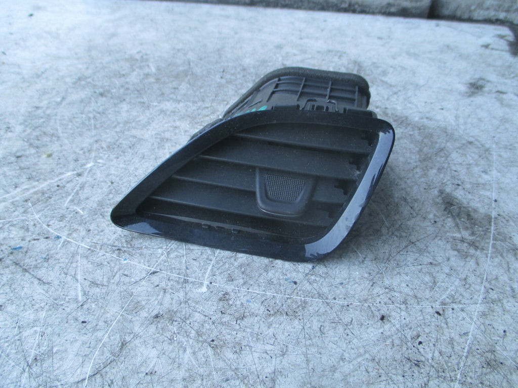 VAUXHALL VIVA 2018 OSF DRIVER SIDE AIR VENT BLACK 95250705