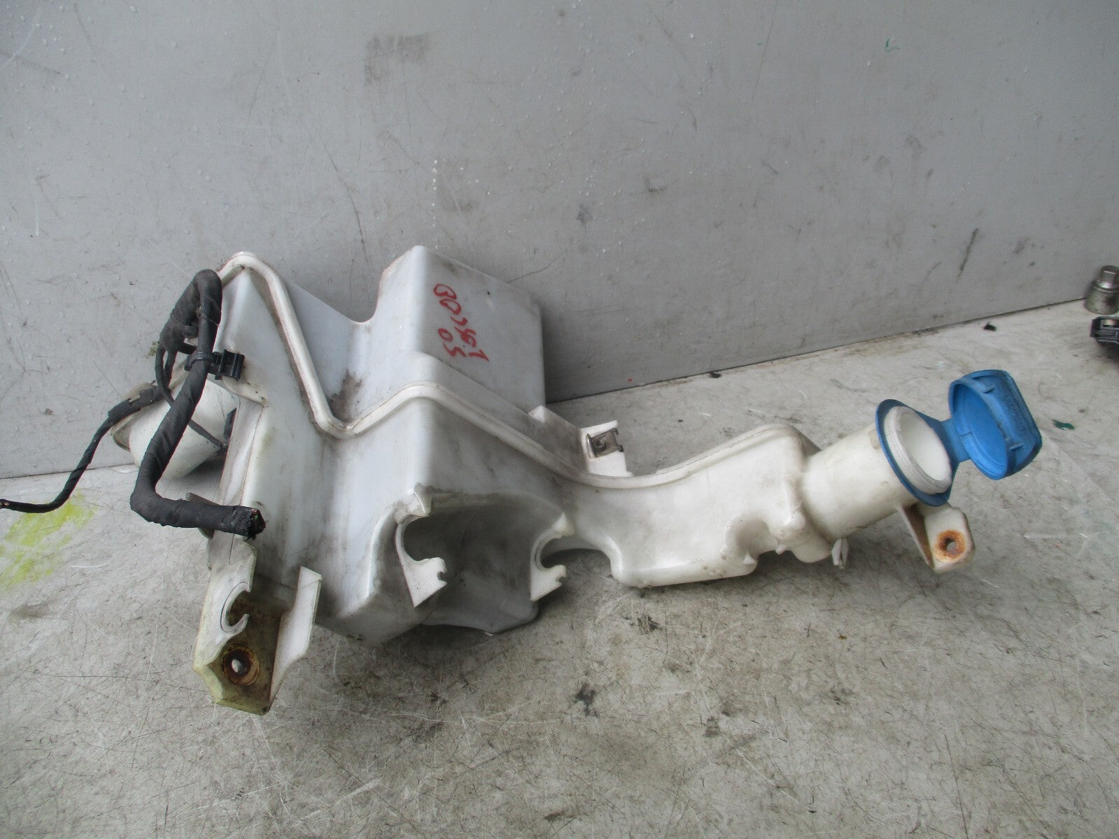 VOLKSWAGEN PASSAT 2006 WIND SCREEN WASHER BOTTLE 3C0955453