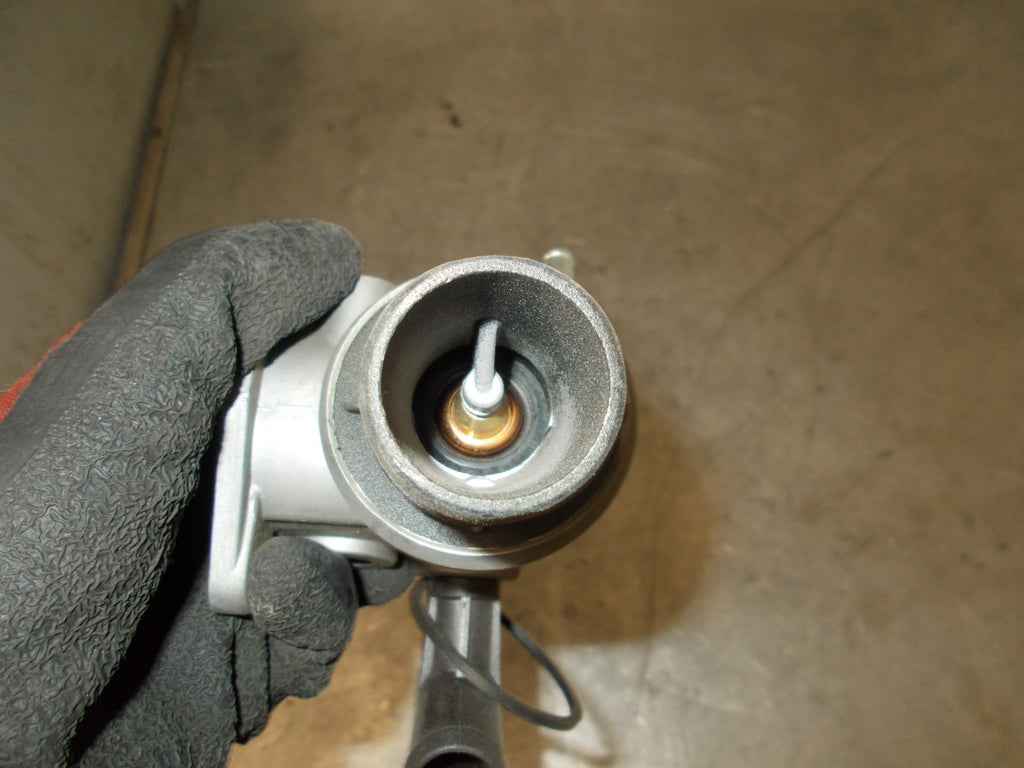 VARIOUS FIAT THERMOSTAT HOUSING V235588