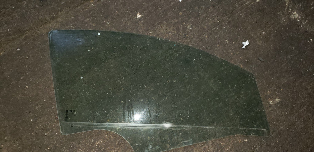 VAUXHALL VIVA 2018 OSF DRIVER SIDE FRONT DOOR WINDOW GLASS