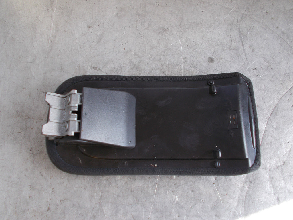 RENAULT MEGANE 2006 MK2 CENTRE CONSOLE ARM REST