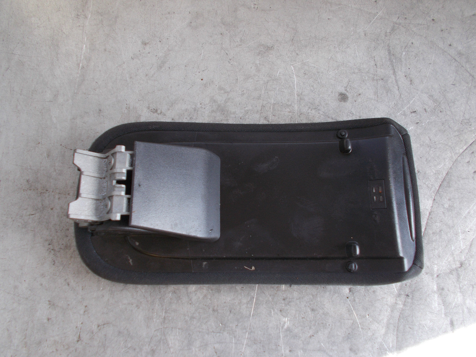 RENAULT MEGANE 2006 MK2 CENTRE CONSOLE ARM REST