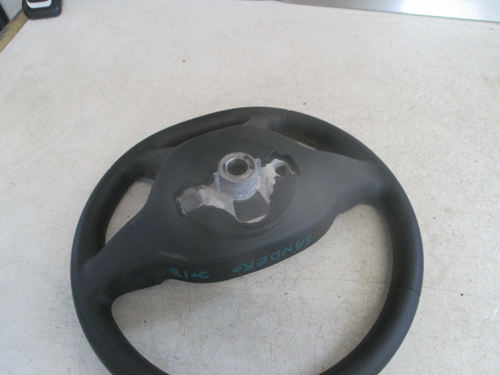 DACIA SANDERO 2018 1.5 DCI Steering Wheel 34227011B