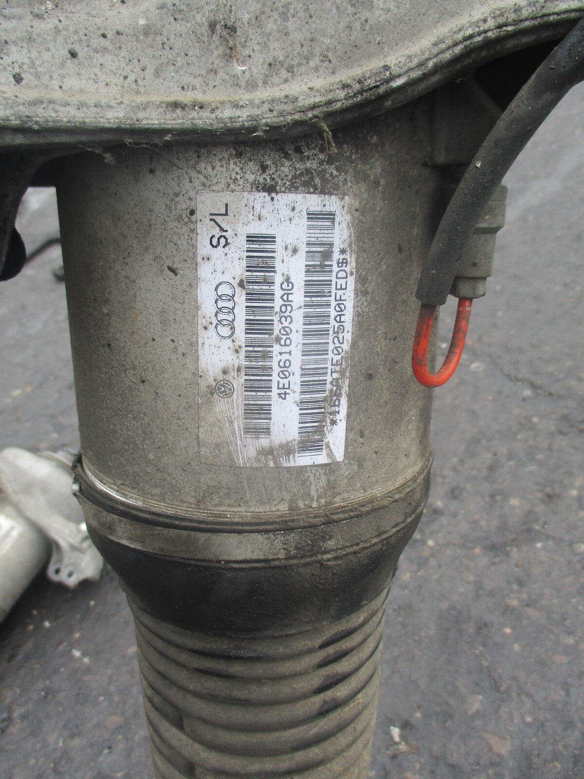 AUDI A8 2007 3.0 DIESEL NSF PASSENGER SIDE FRONT SHOCK ABSORBER 4E0616039AG
