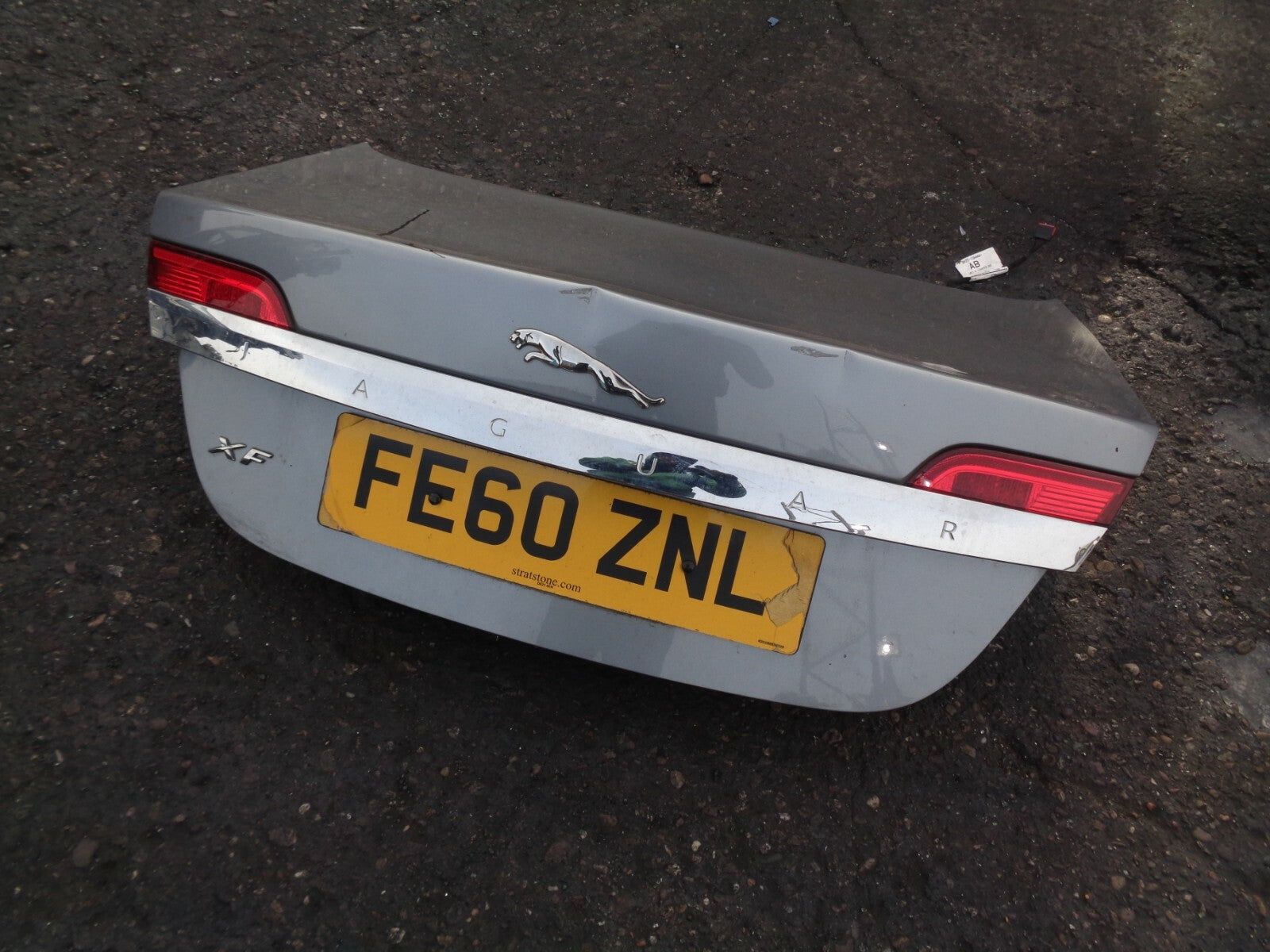 JAGUAR XF 2010 X250 3.0 DIESEL REAR COMPLETE TAILGATE BOOTLID GREY