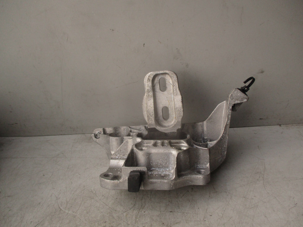 2021 CITROEN C4 MK3 NS PASSENGER SIDE LEFT ENGINE MOUNT 9824312980 4A109640