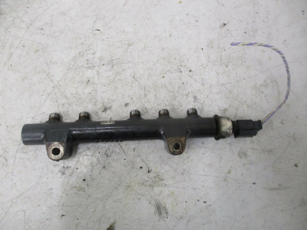 CITROEN C4 PICASSO 2009 1.6 HDI DIESEL MAIN FUEL INJECTOR RAIL 9684753080