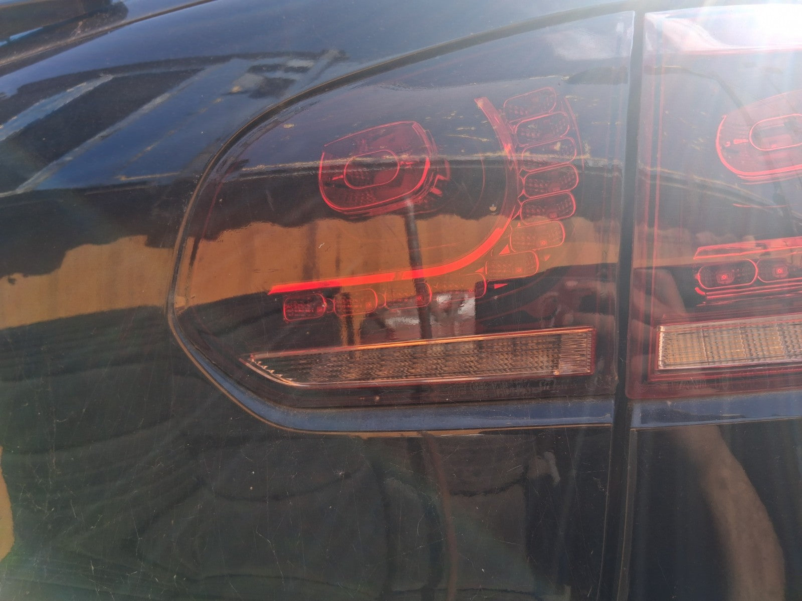2012 VW VOLKSWAGEN GOLF MK6 OSR DRIVER SIDE REAR INNER TAIL LIGHT LAMP