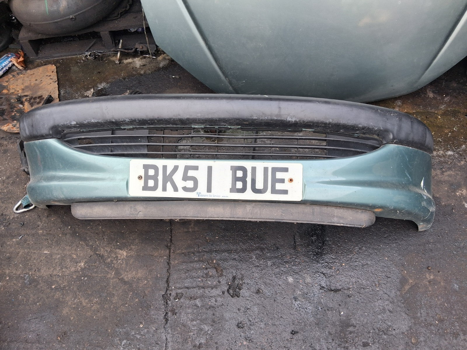 2001 PEUGEOT 206 COMPLETE FRONT BUMPER GREEN