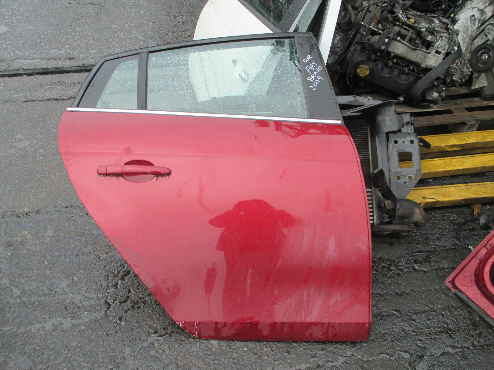 FIAT BRAVO MK2 2009 OSR DRIVER SIDE REAR COMPLETE DOOR RED