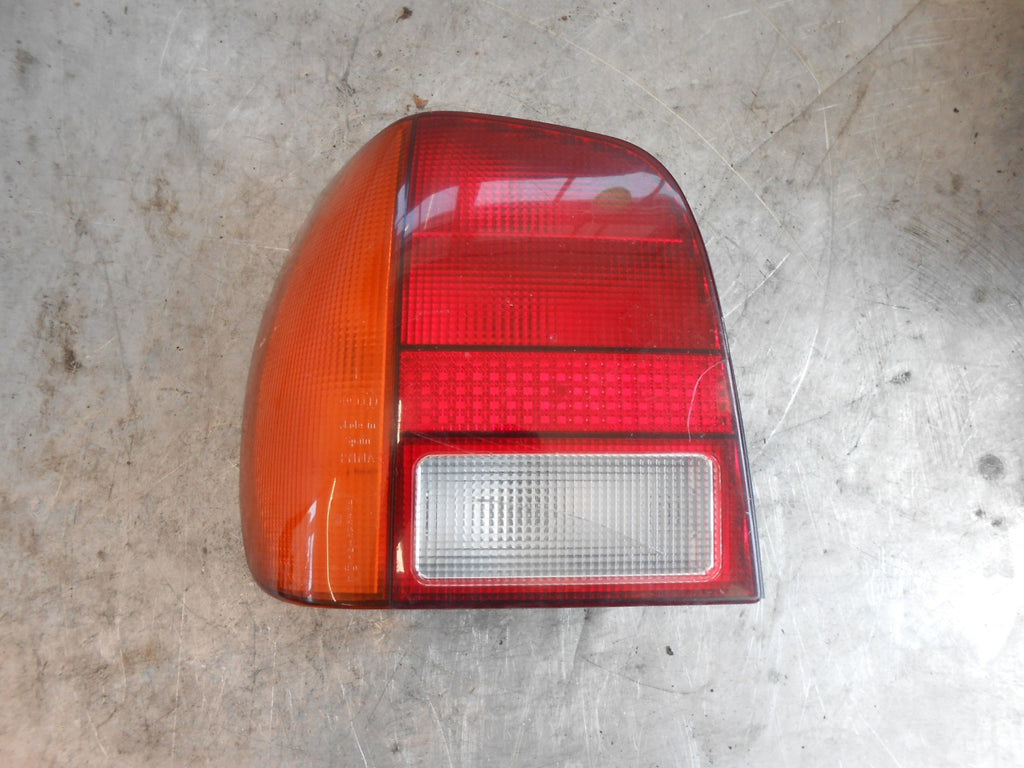 VW VOLKSWAGEN POLO 6N (MK3) 1994-1999 NSR PASSENGER SIDE REAR LIGHT 6N0945095A