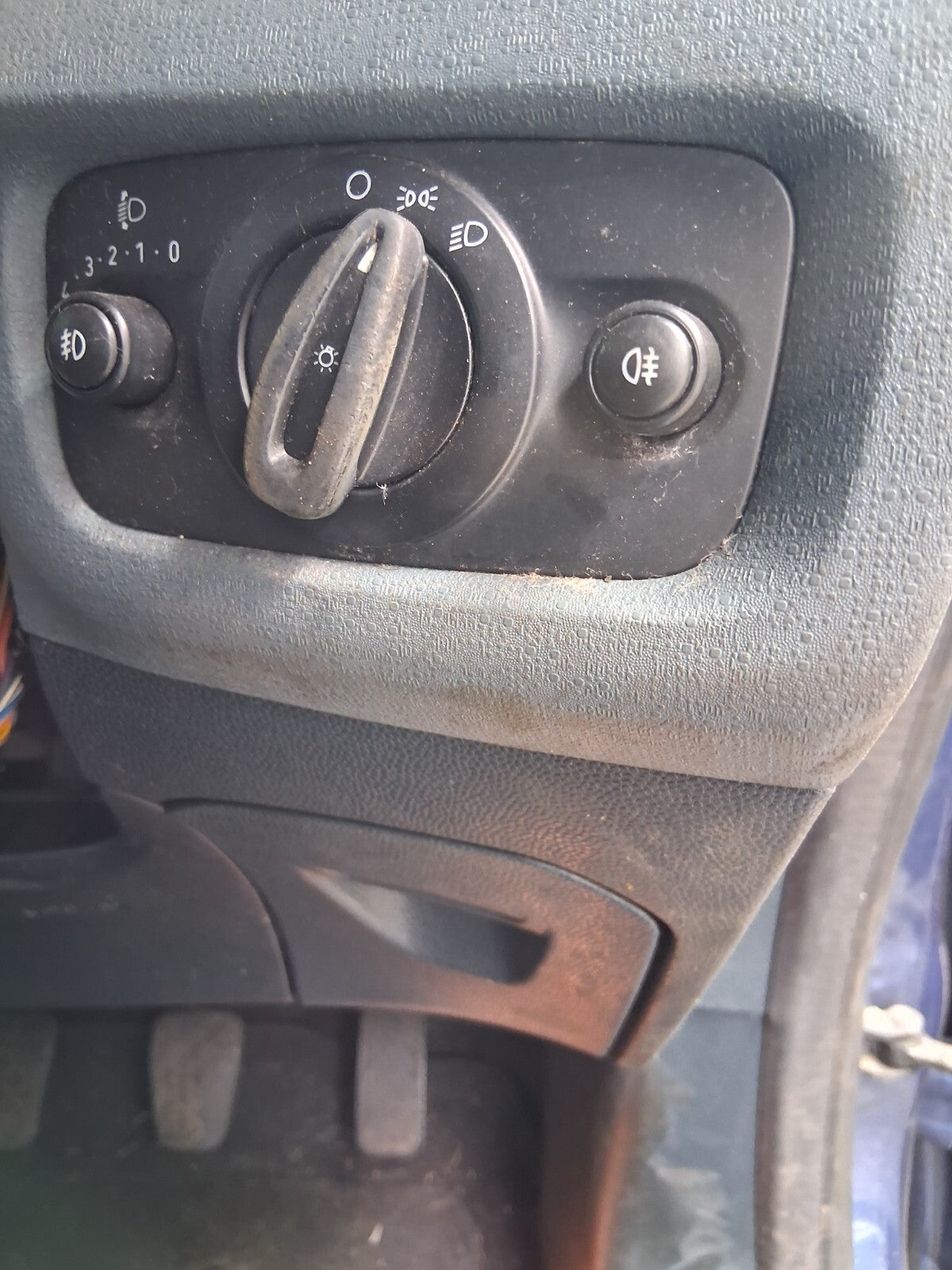 2010 FORD FIESTA MK7 HEADLIGHT CONTROL ADJUSTER SWITCH