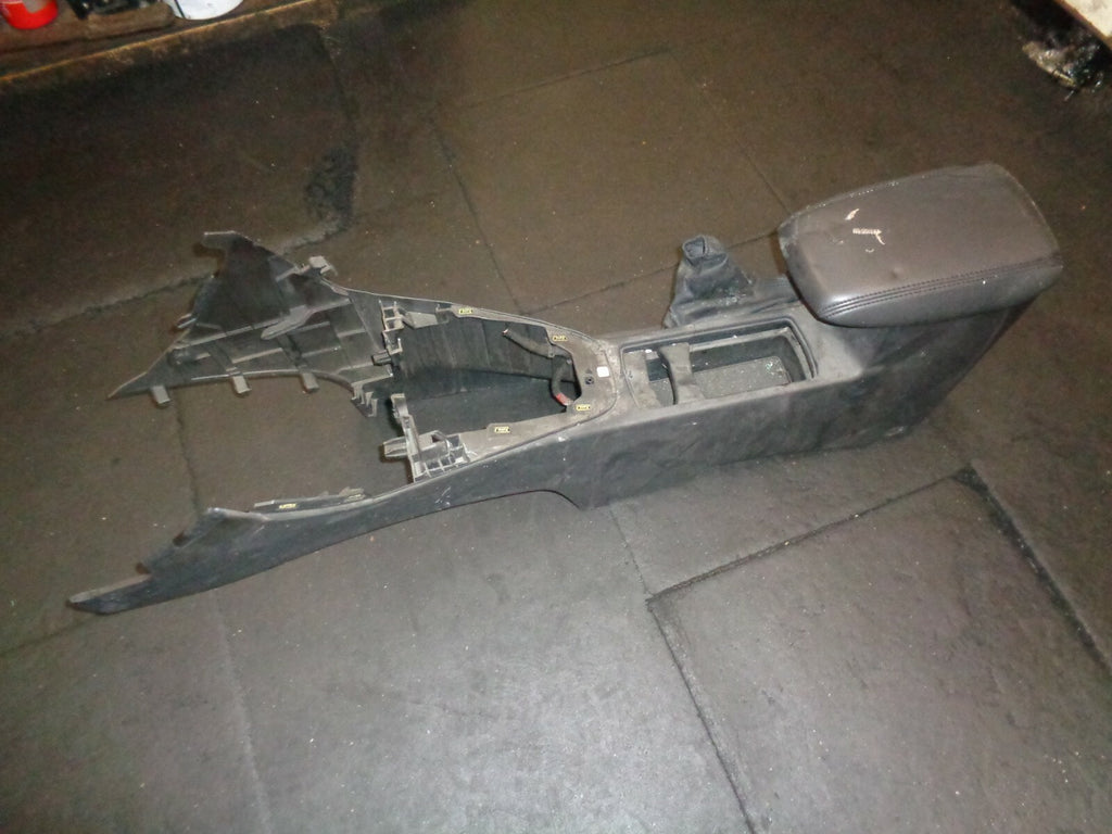 FORD FOCUS 2017 MK3 CENTER CONSOLE ARMREST BLACK F1EBA045M62D
