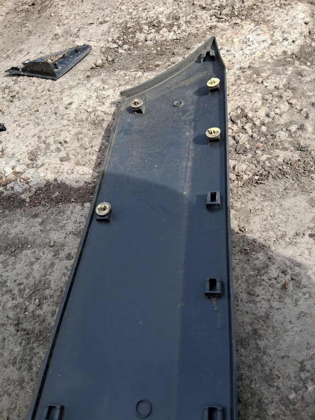 2010 MERCEDES BENZ SPRINTER W906 OSR DRIVER SIDE RIGHT REAR TRIM A9066903700