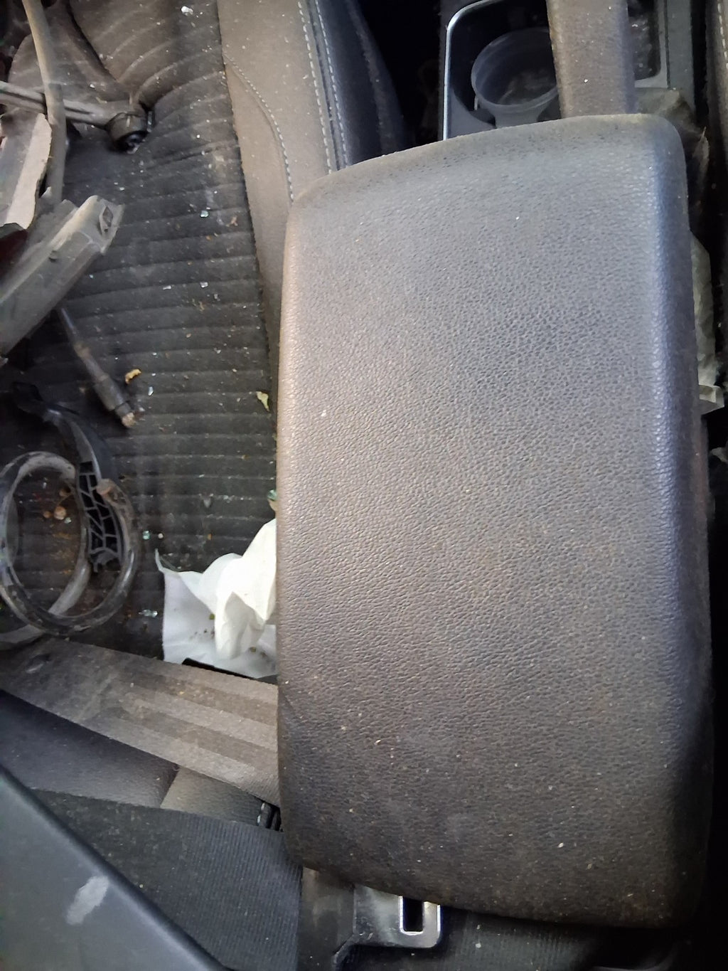 2021 FORD ECOSPORT MK2 CENTRE CONSOLE LEATHER ARM LEATHER