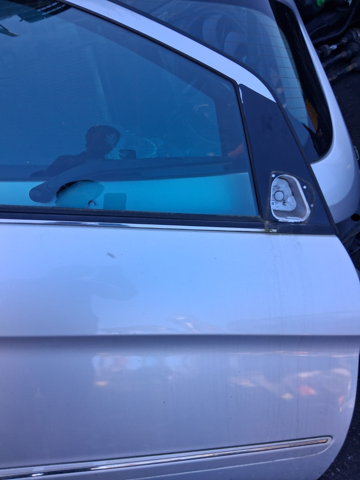 2008 MERCEDES B CLASS W245 OSF DRIVER SIDE FRONT RIGHT BARE DOOR SILVER
