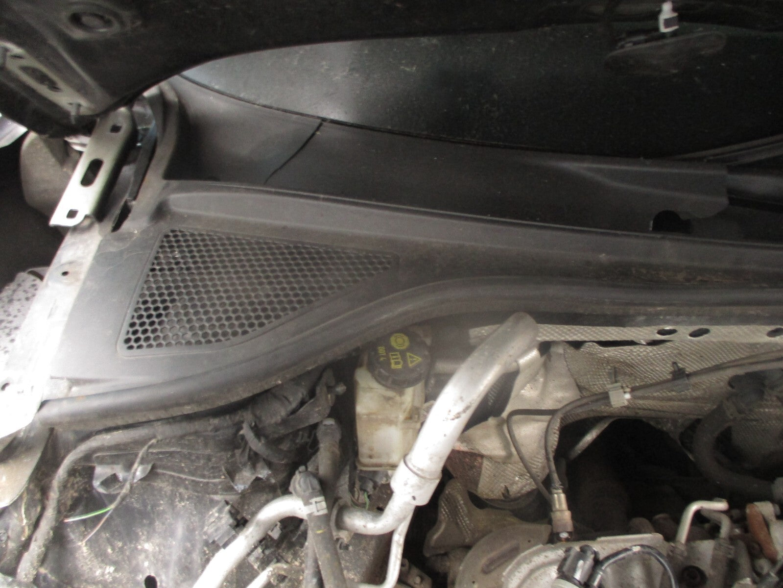 2019 AUDI A3 8V S LINE HATCH FRONT WINDSCREEN WINDSHIELD TRIM SCUTTLE PANEL