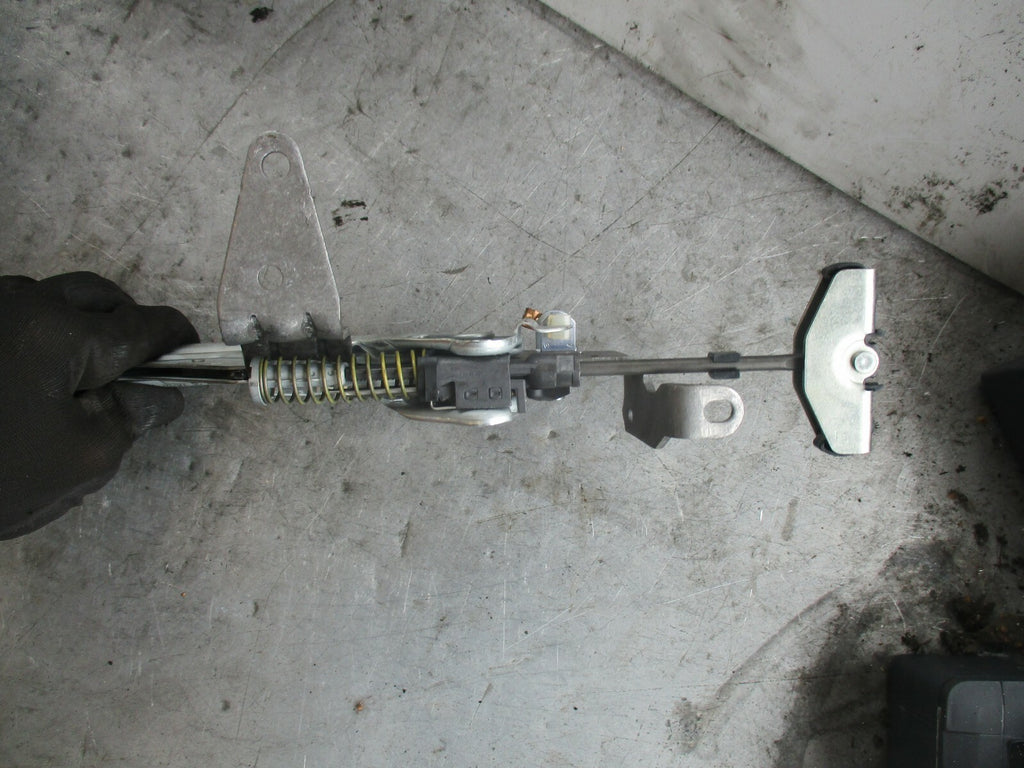 BMW 1 SERIES F21 F20 HANDBRAKE HANDLE PARKING LEVER 6799102