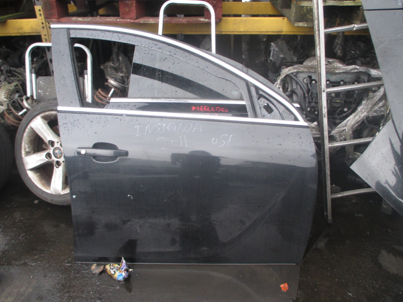 VAUXHALL INSIGNIA MK1 2011 OSF DRIVER SIDE FRONT DOOR BLACK