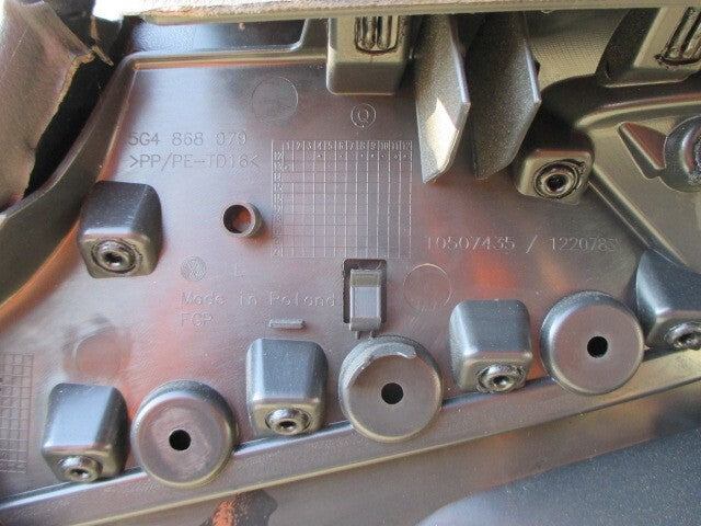 2013 VOLKSWAGEN GOLF MK7 SIDE REAR DOOR CARD 5G4868079
