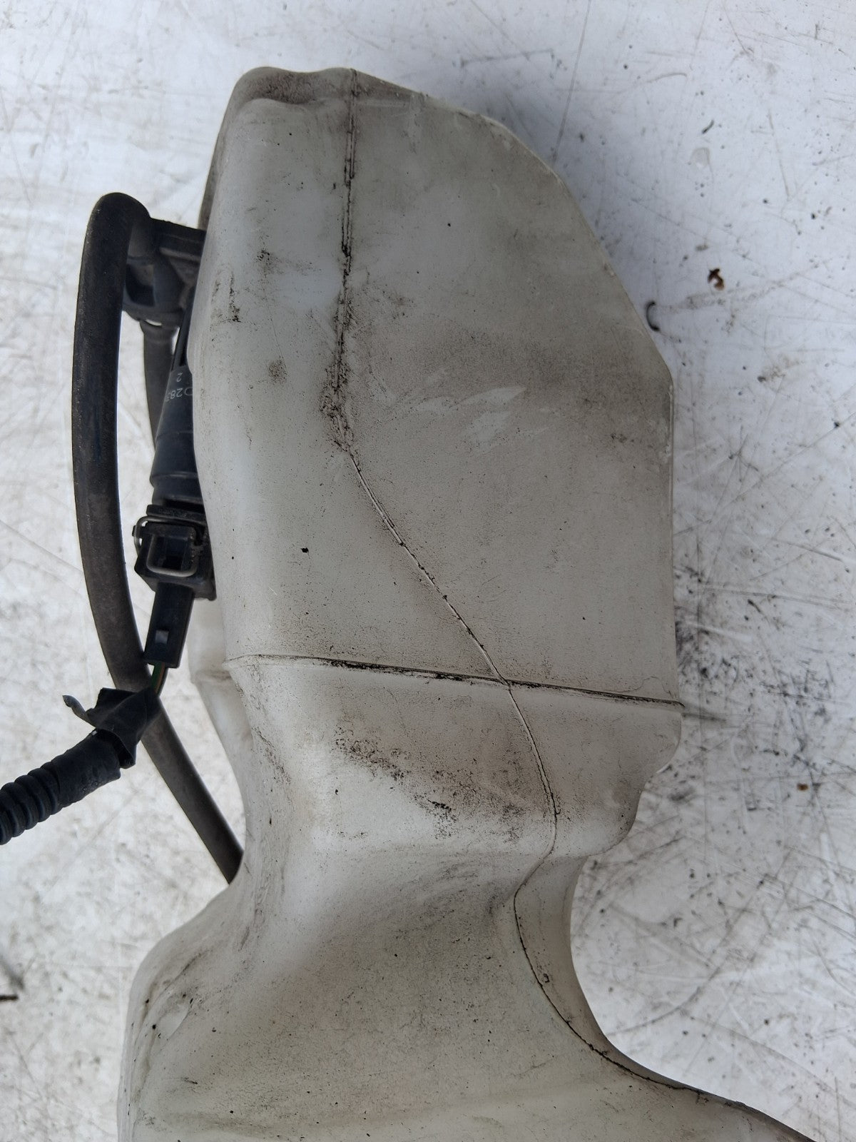2010 FIAT 500 LOUNGE MK1 FRONT WINDSCREEN WASHER BOTTLE TANK RESERVOIR
