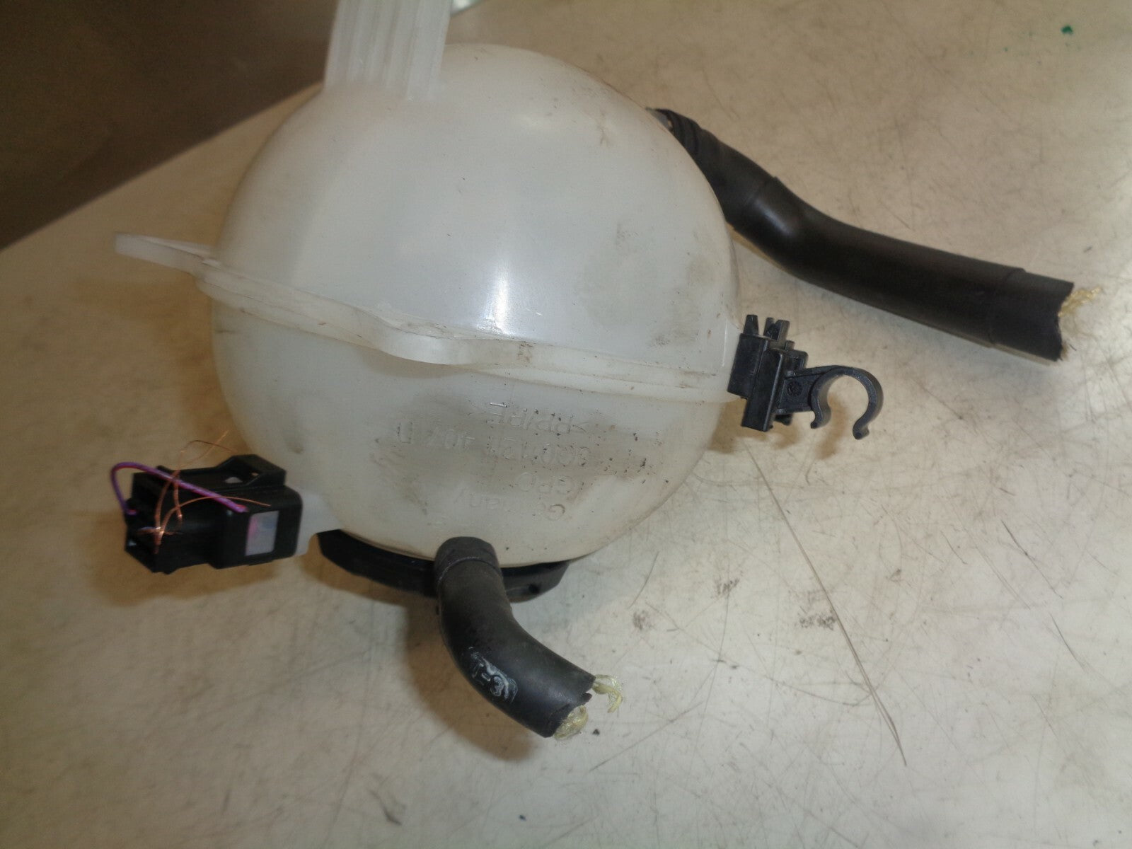 SKODA FABIA 2020 MK3 NJ COOLANT EXPANSION TANK RESERVOIR 6Q0121407D