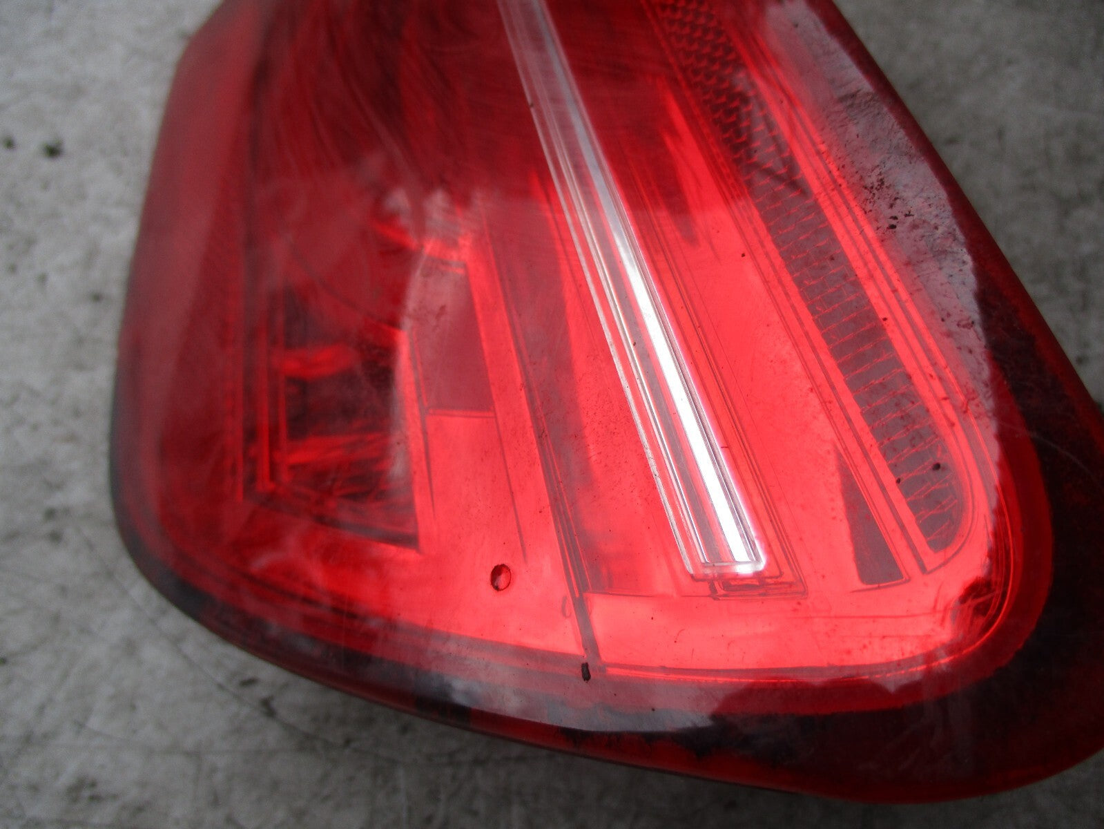 JAGUAR XE 2017 OSR DRIVER SIDE REAR TAIL LIGHT TAIL LAMP