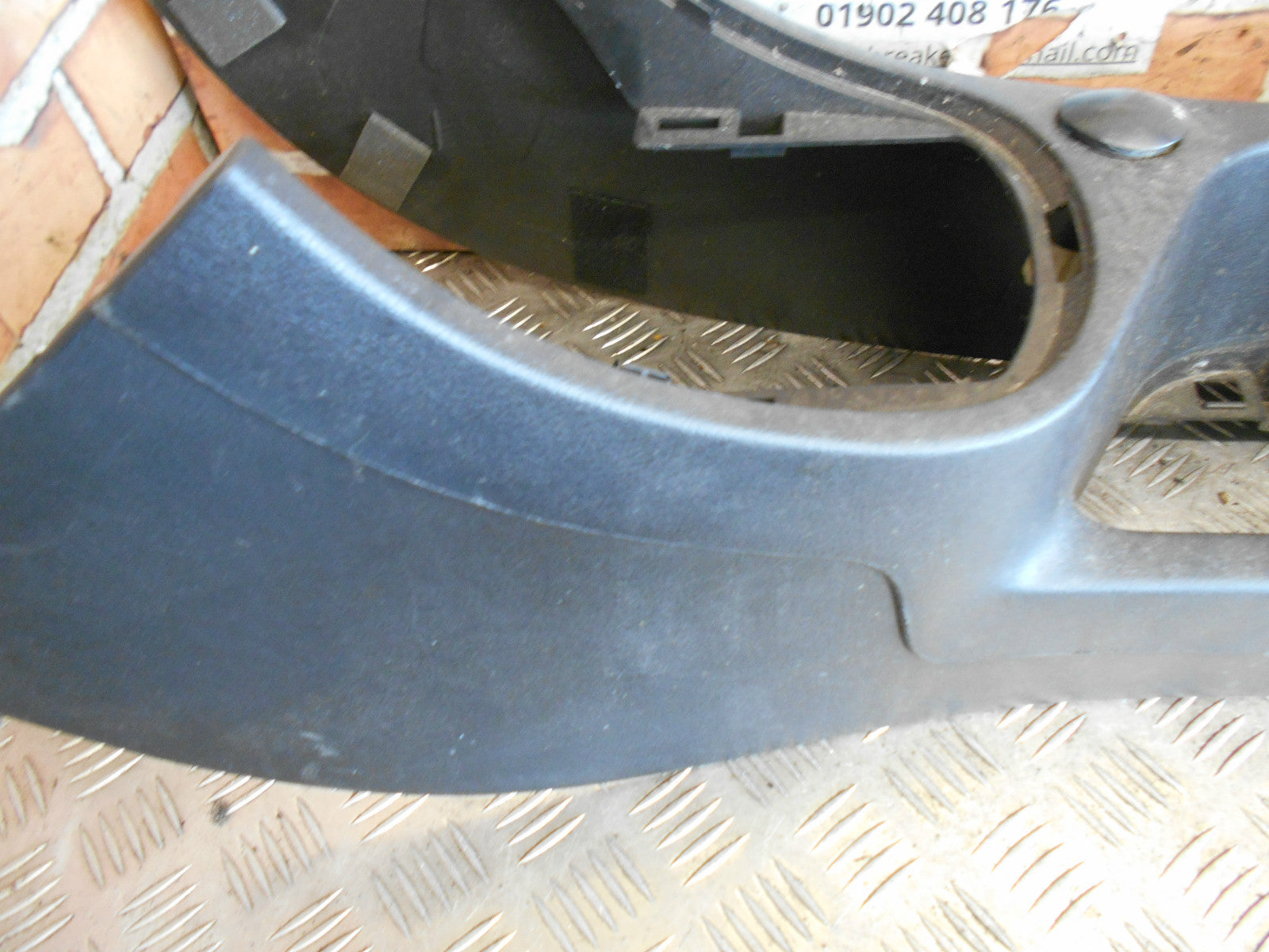 PEUGEOT 307 2003 CENTRE CONSOLE PLASTIC TRIM HANDBRAKE SURROUND 9634496677