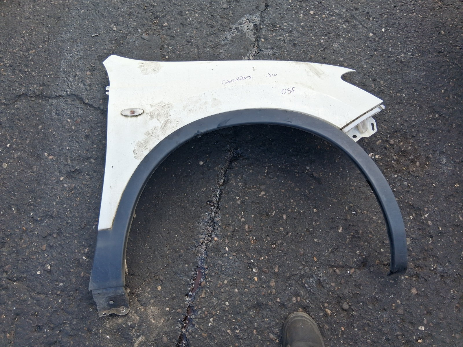 2013 NISSAN QASHQAI J10 OSF DRIVER SIDE FRONT WING PANEL WHITE