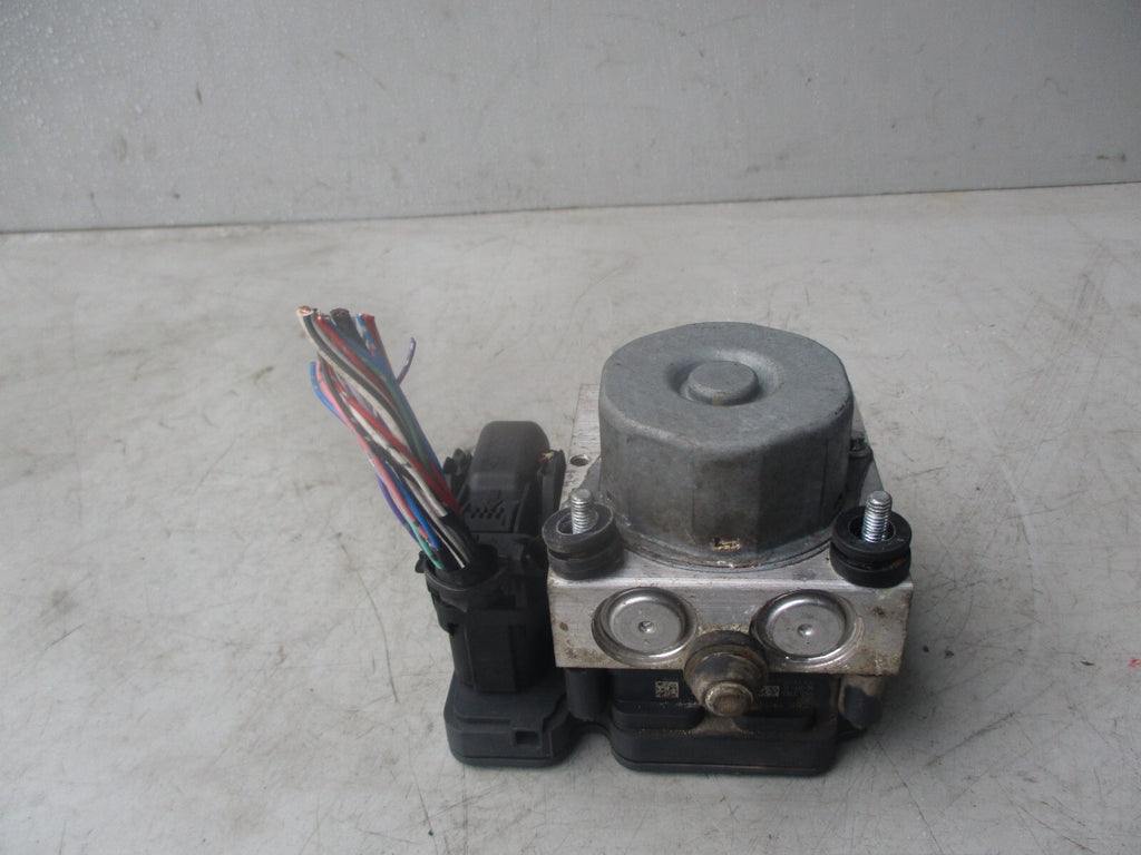 PEUGEOT 108 2016 1.0 PETROL ABS PUMP MODULATOR 445400H070 \ 2265106455