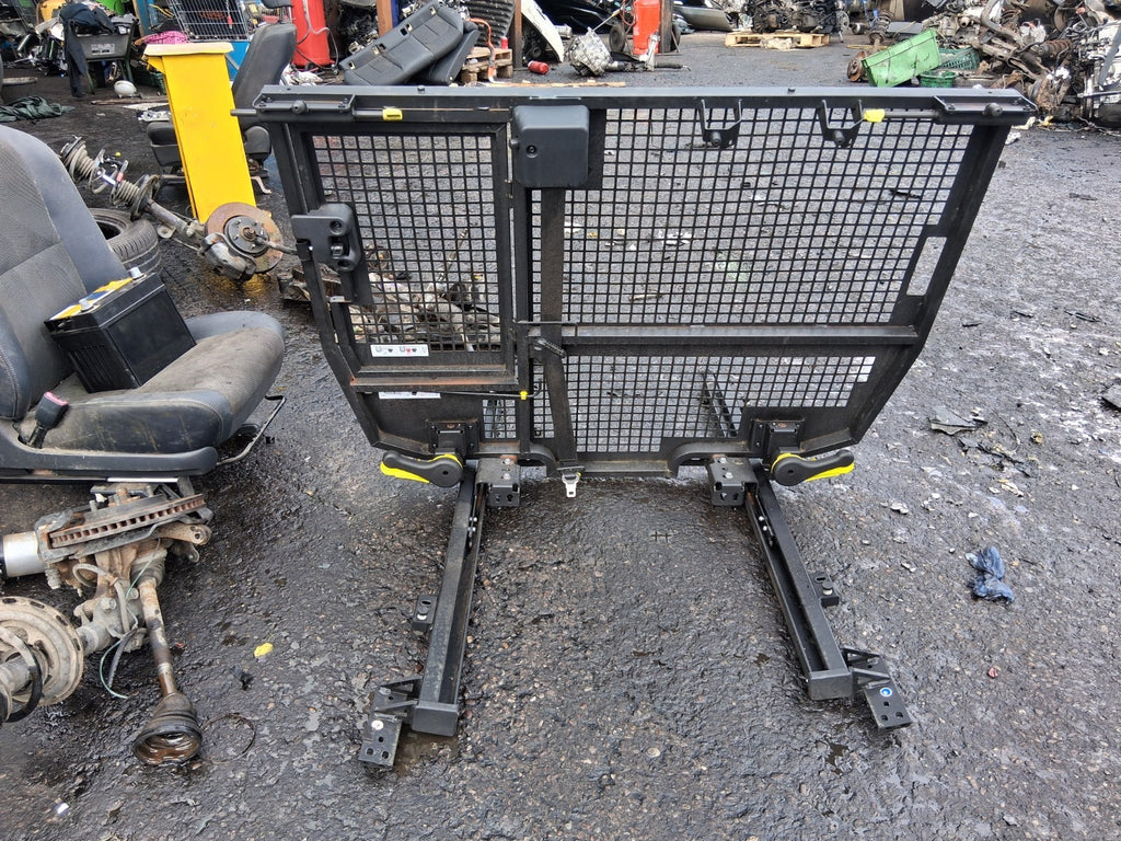 2023 CITROEN BERLINGO MK3 REAR BULK HEAD BULKHEAD CAGE ASSEMBLY