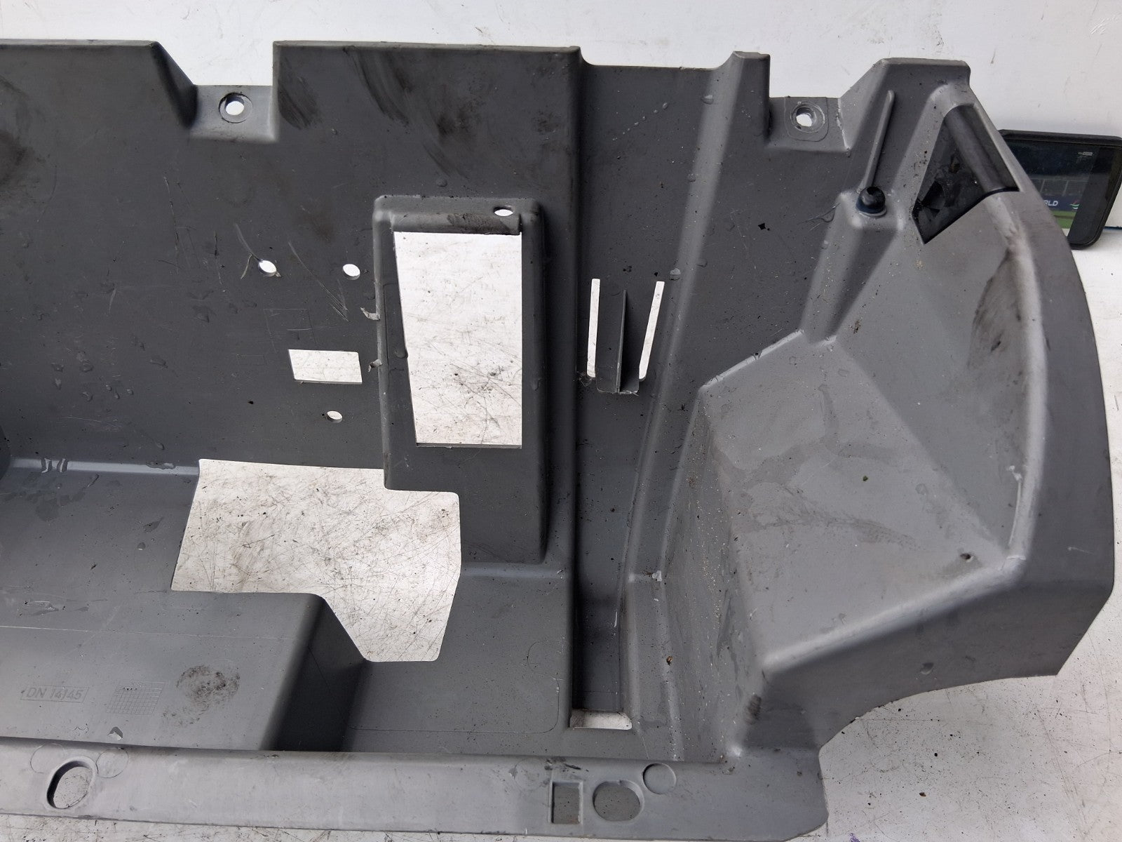2016 MERCEDES SPRINTER W906 GLOVEBOX STORAGE COMPARTMENT OUTER FRAME A9066800491