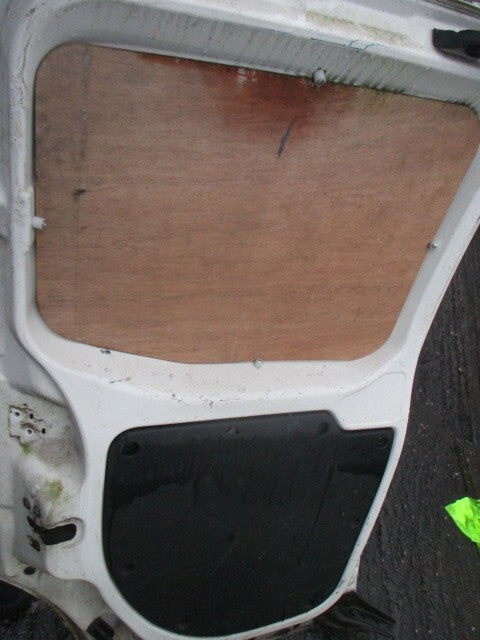 2013 FIAT DOBLO NSF PASSENGER SIDE SLIDING DOOR WHITE