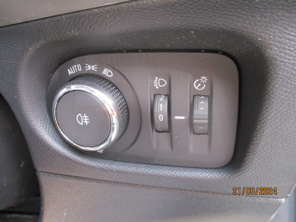 VAUXHALL MOKKA B MK2 2022 HEADLIGHT & FOG LIGHT CONTROL SWITCH