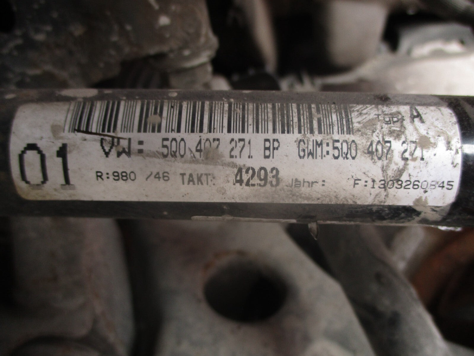 2014 VOLKSWAGEN GOLF MK7 1.6 DIESEL NSF PASSENGER  FRONT DRIVESHAFT 5Q0407271BP