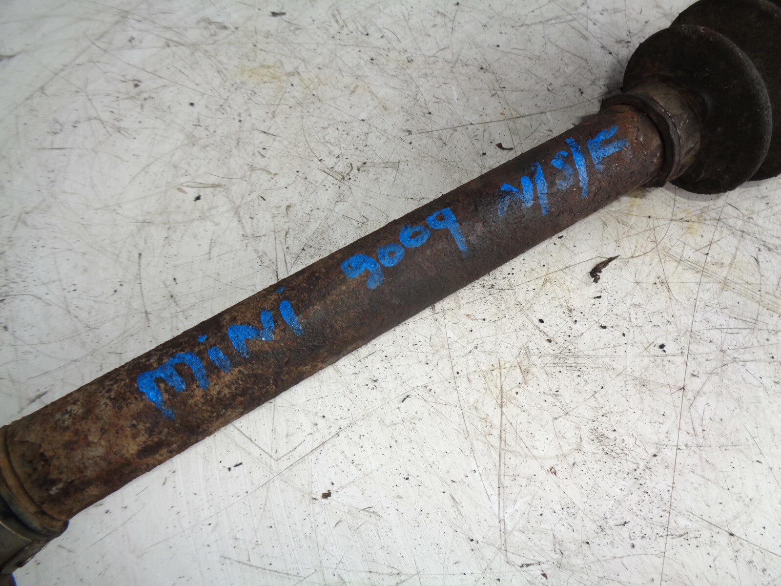 MINI COOPER ONE R56 2009 MANUAL NSF PASSENGER SIDE DRIVESHAFT