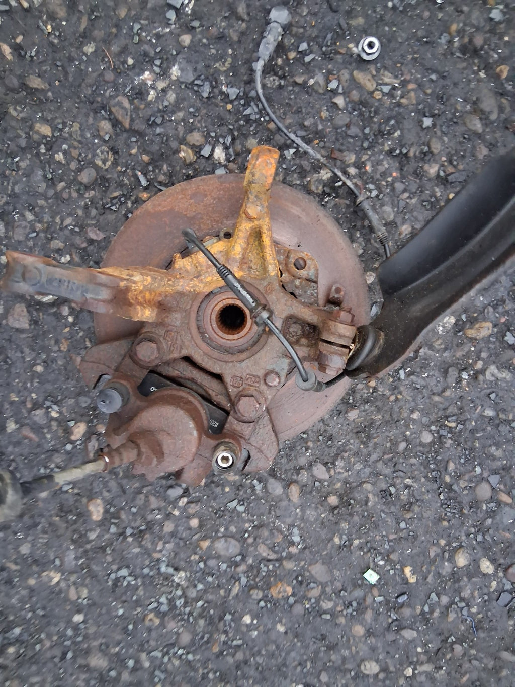 2017 RENAULT CLIO MK4 0.9 PETROL OSF DRIVER SIDE FRONT WHEEL BEARING HUB
