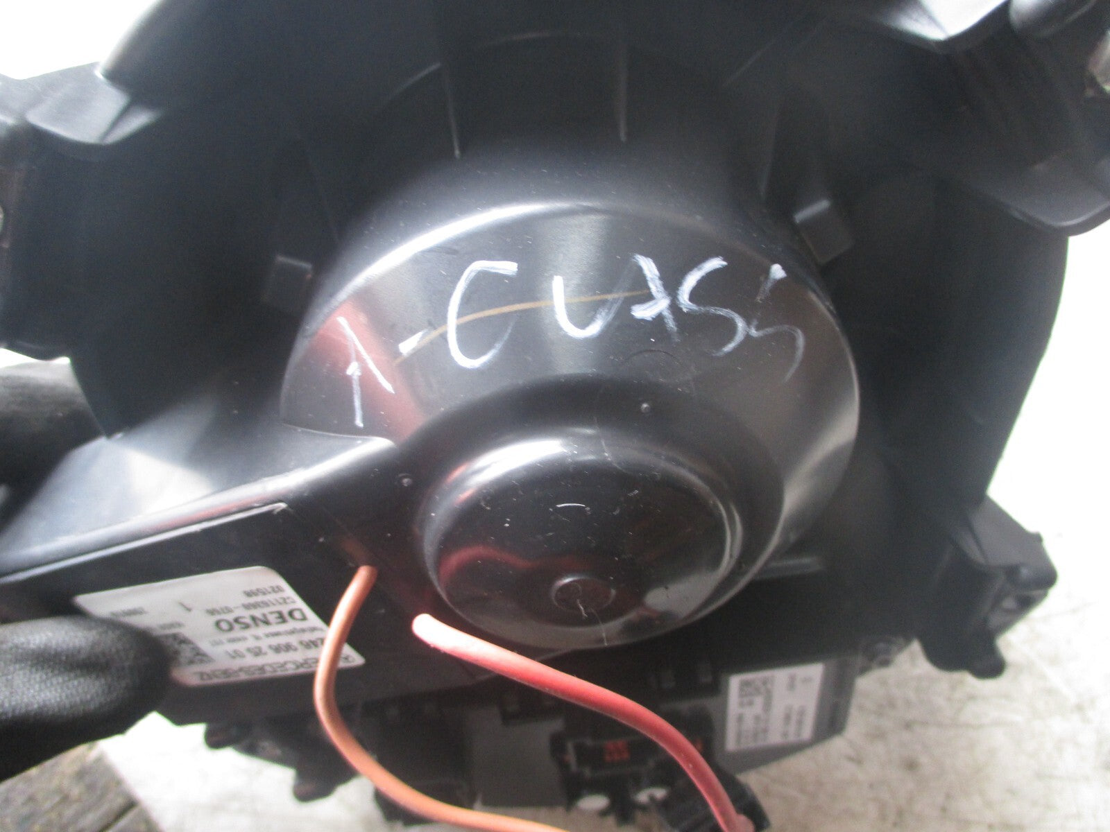 MERCEDES A CLASS W176 2016 HEATER BLOWER MOTOR FAN A2469062501