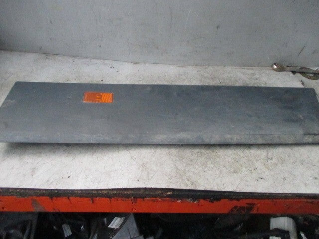 2022 VW VOLKSWAGEN CRAFTER NSR PASSENGER SIDE REAR MOULDING TRIM 7C3945061B