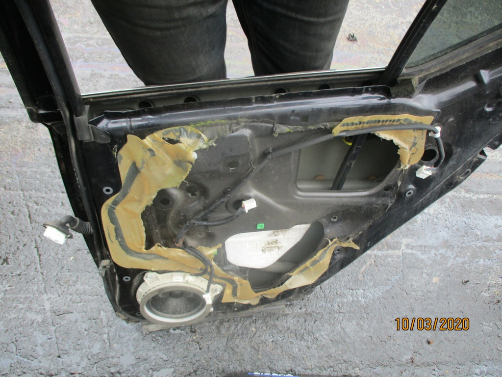LEXUS CT 200H 2015 OSR DRIVER SIDE REAR DOOR DARK BLUE DAMAGED