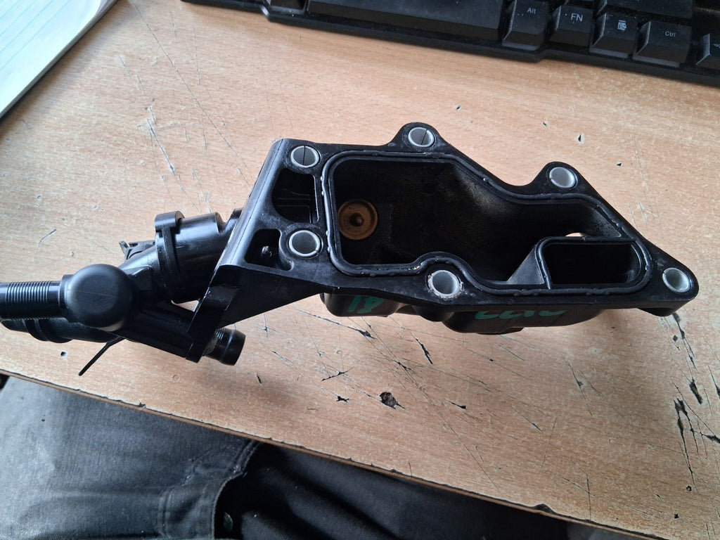 2018 RENAULT CLIO MK4 THERMOSTAT HOUSING 110608635R