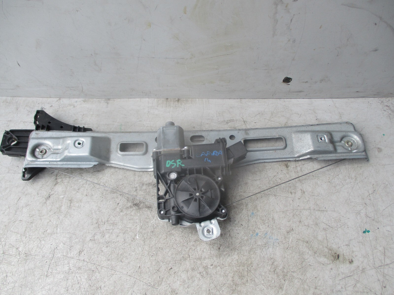 2014 VAUXHALL ZAFIRA C OSR DRIVER SIDE REAR WINDOW MOTOR AND REGULATOR 13260142