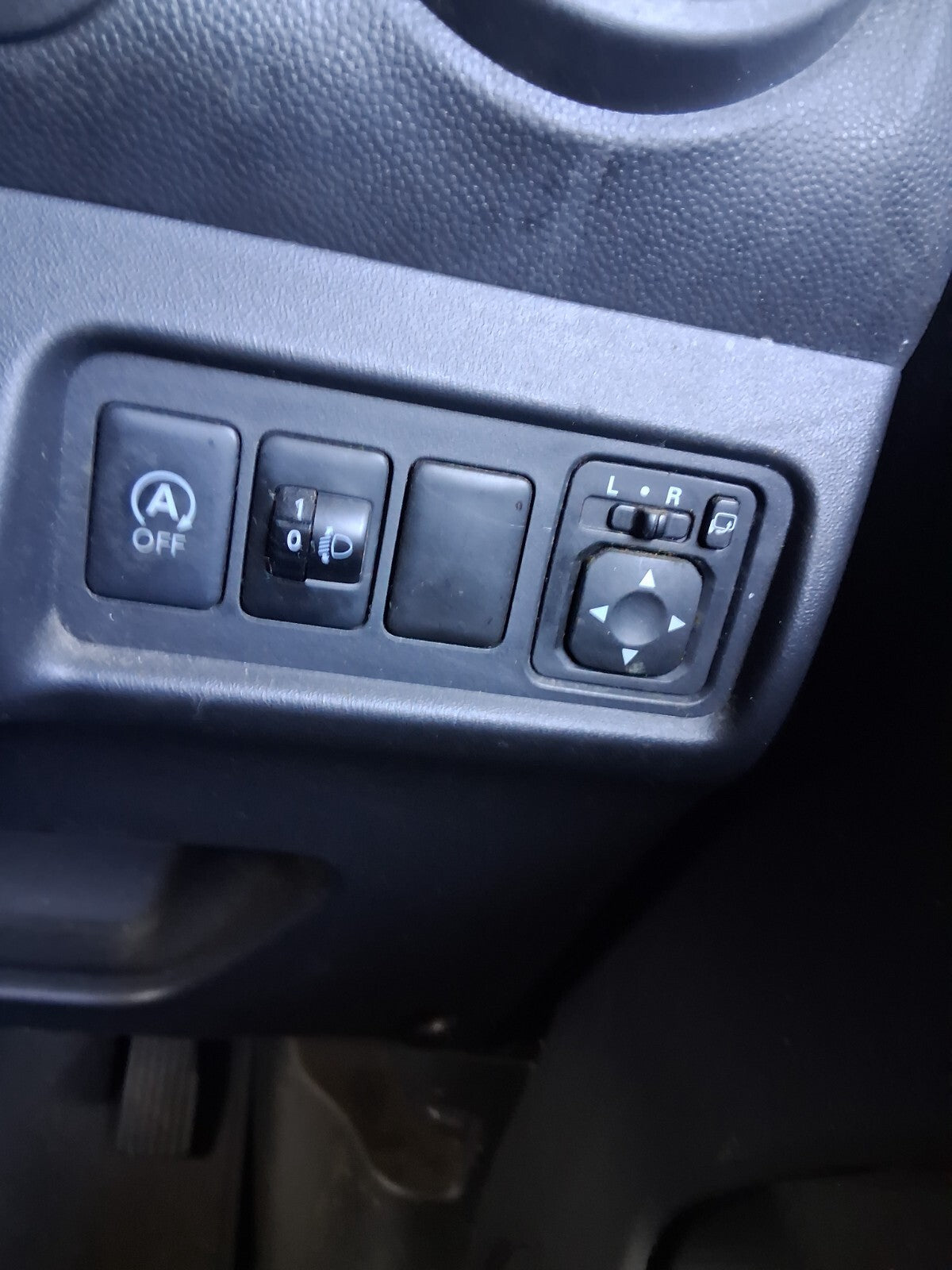 2016 MITSUBISHI MIRAGE MK6 HEADLIGHT MIRROR CONTROL ADJUSTER SWITCH